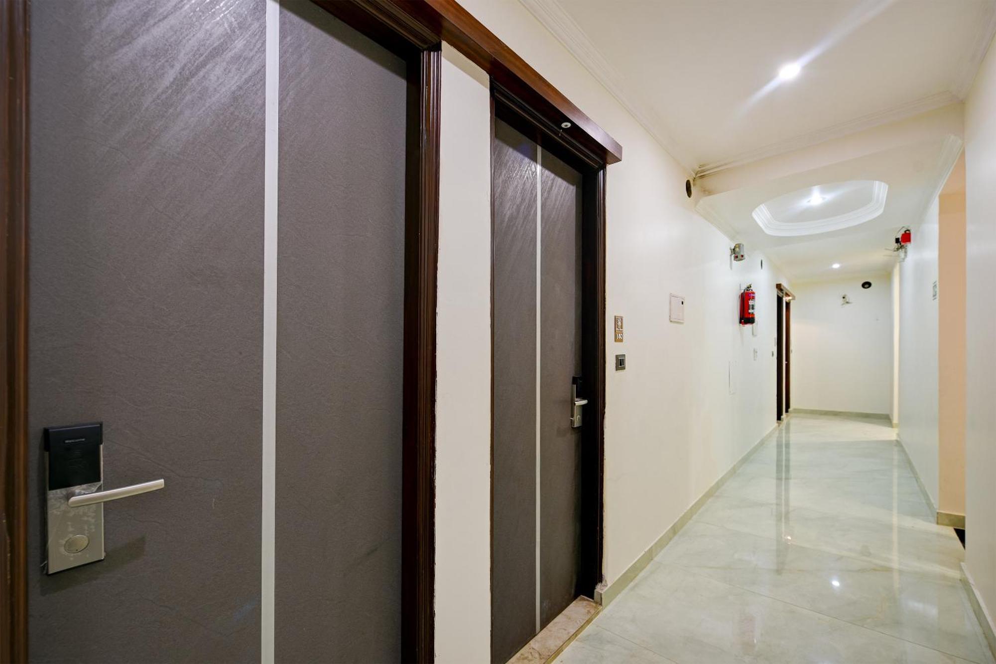 The Pearl Plaza Hotel In City Centre - Near New Delhi Railway Station Exterior photo