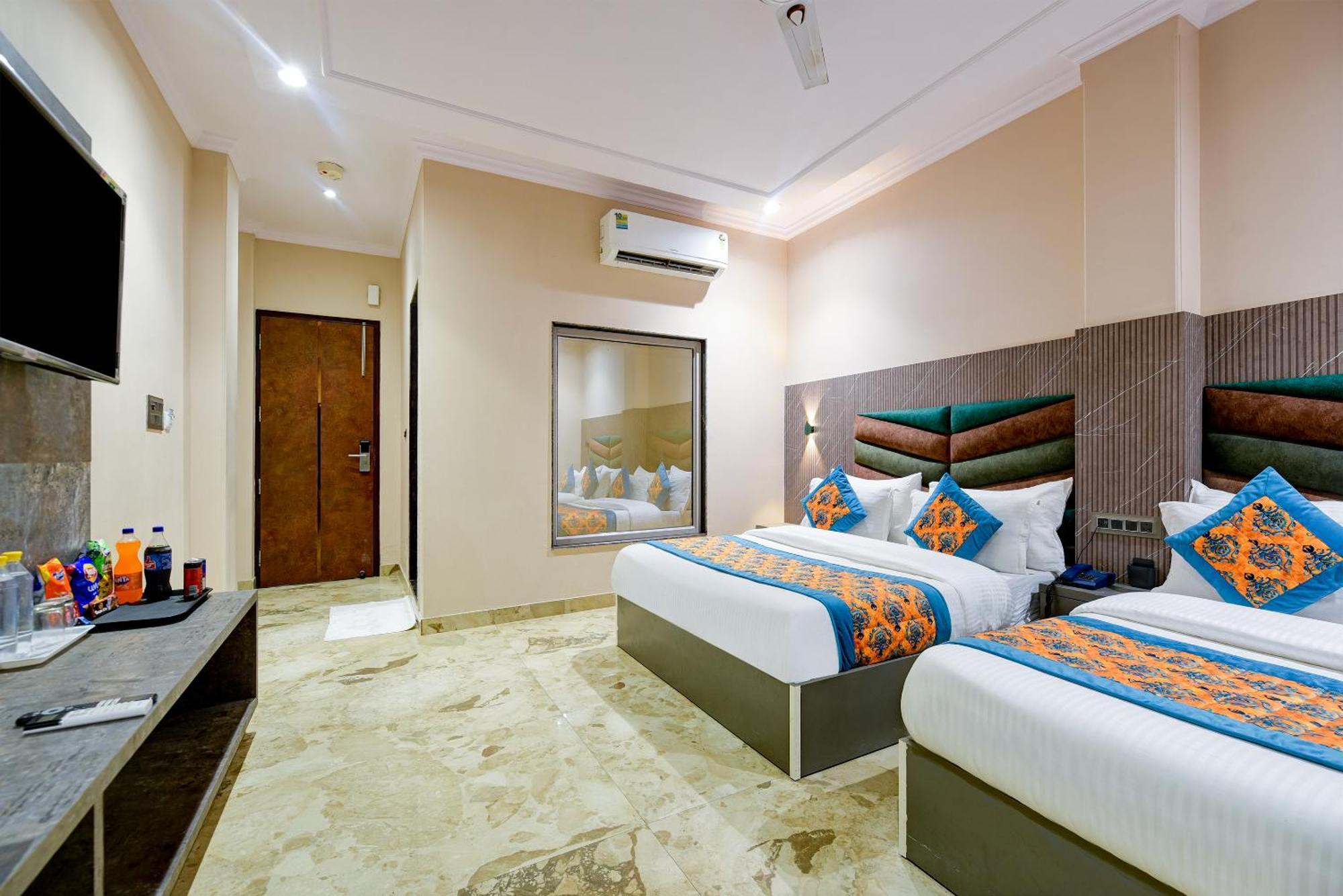 The Pearl Plaza Hotel In City Centre - Near New Delhi Railway Station Exterior photo
