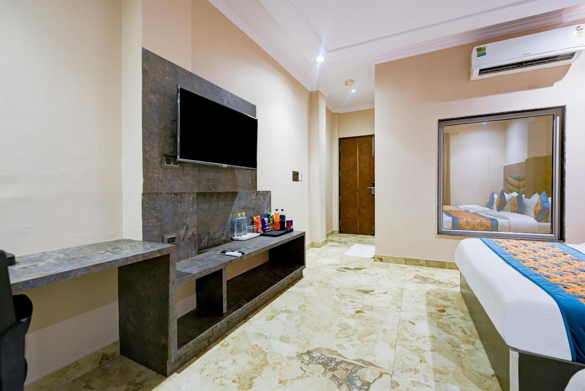 The Pearl Plaza Hotel In City Centre - Near New Delhi Railway Station Exterior photo