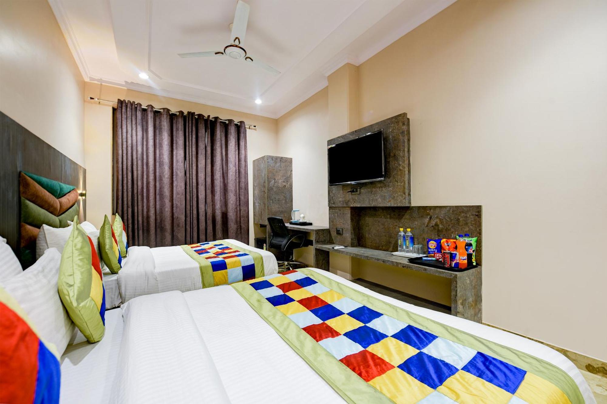 The Pearl Plaza Hotel In City Centre - Near New Delhi Railway Station Exterior photo